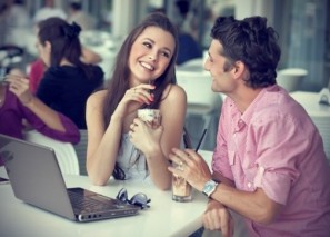 Как определить нравишься ли ты парню